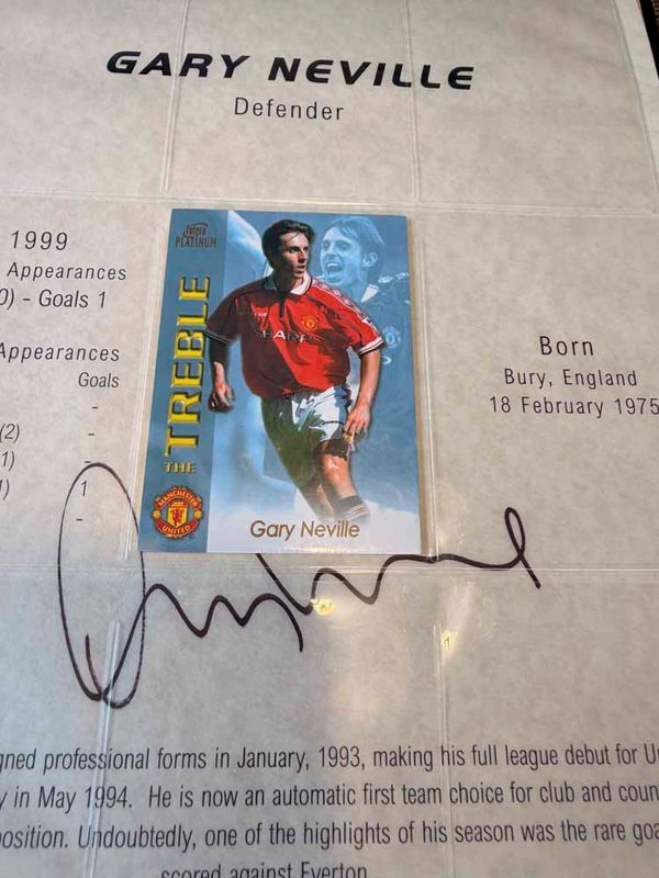 22 Carat Gold Leather Binders pair #64/99 AUTOGRAPHED Werry rare   