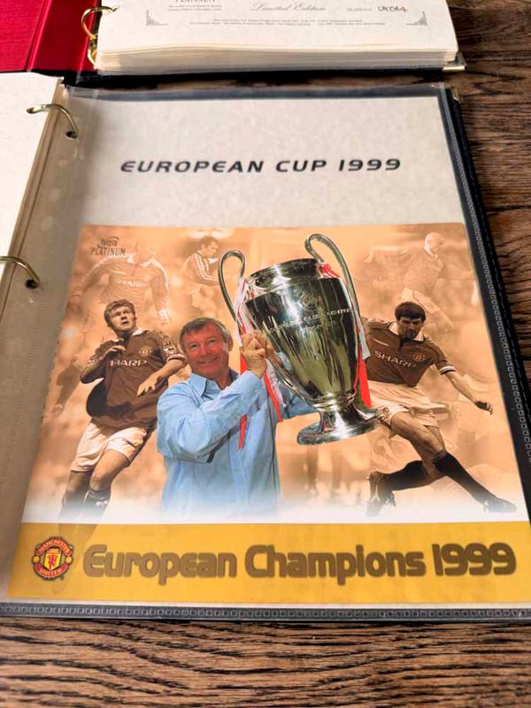 22 Carat Gold Leather Binders pair #64/99 AUTOGRAPHED Werry rare   
